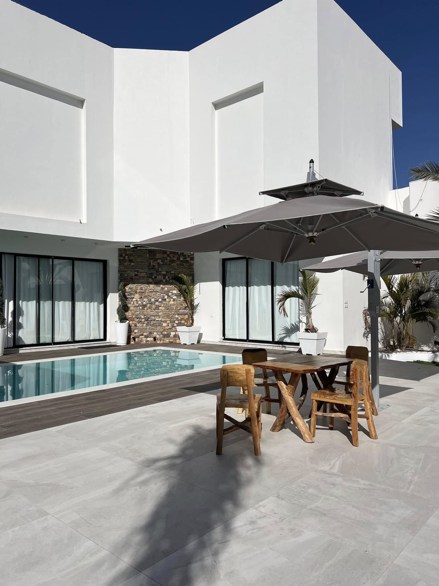 استراحة ميكونوس - مدخل الاستراحة